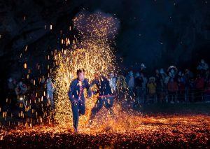 Lễ hội Nhảy lửa của người Pà Thẻn 7