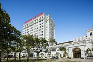 Royal Halong Hotel – Khách sạn 4 sao với tầm nhìn bao trọn vịnh Hạ Long 1