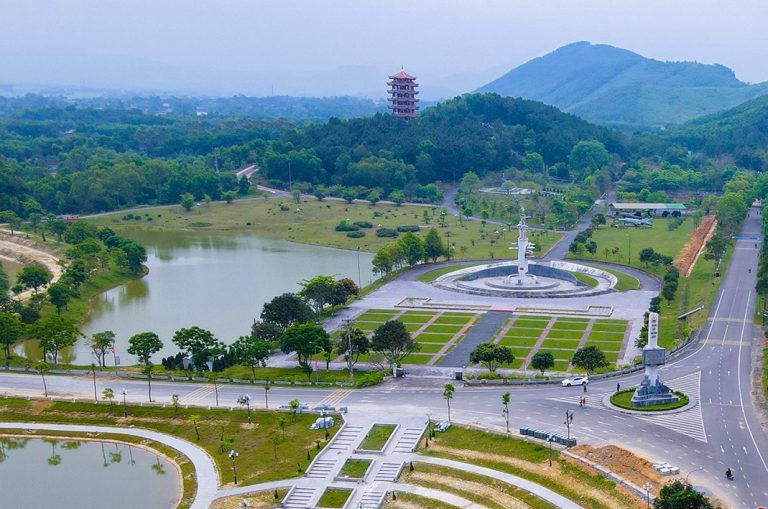 Ngã ba Đồng Lộc – Biển Thiên Cầm