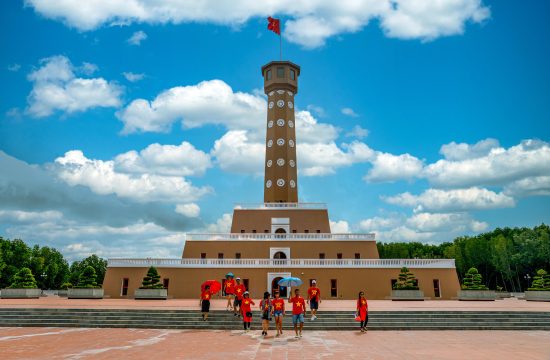 Cột Cờ Hà Nội tại Mũi Cà Mau: Biểu Tượng Sự Gắn Kết Bắc Nam 3