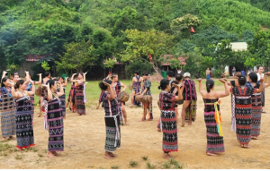 Sử thi Êđê – Khúc tráng ca nối dài trong không gian văn hóa Đắk 49