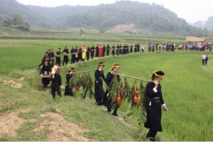 Công bố di sản văn hóa phi vật thể Quốc gia nghệ thuật trình diễn dân gian Lượn Cọi của người Tày huyện Bảo Lâm 15