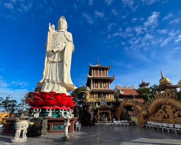 Khám phá chùa Châu Thới – Chốn bồng lai tại TP. Hồ Chí Minh