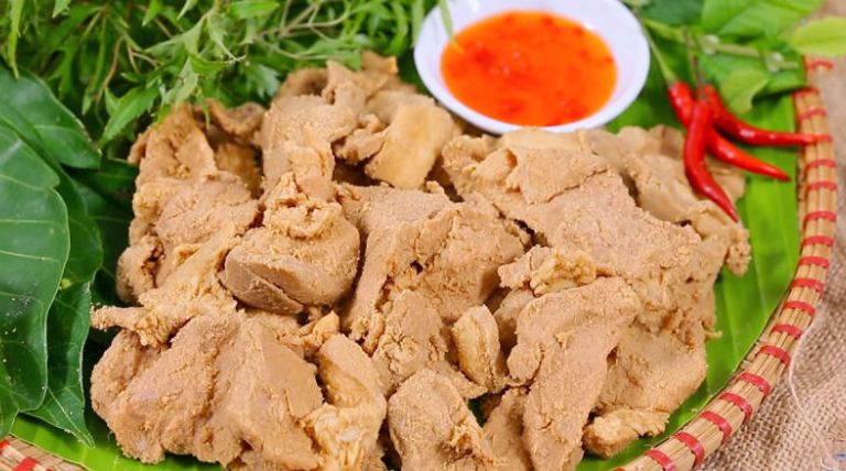 Thịt muối chua – món ăn không thể thiếu khi nhắc đến Sơn La