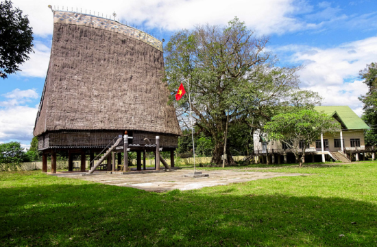 Nhà rông Kon Klor: Nơi vẻ đẹp Tây Nguyên bừng sáng giữa đại ngàn 42