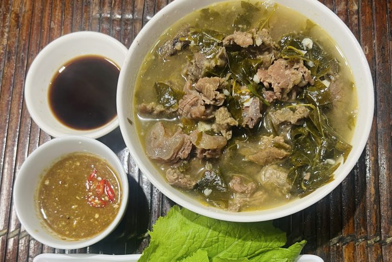 Thịt trâu lá lồm: Mùi của gia đình, vị của hạnh phúc