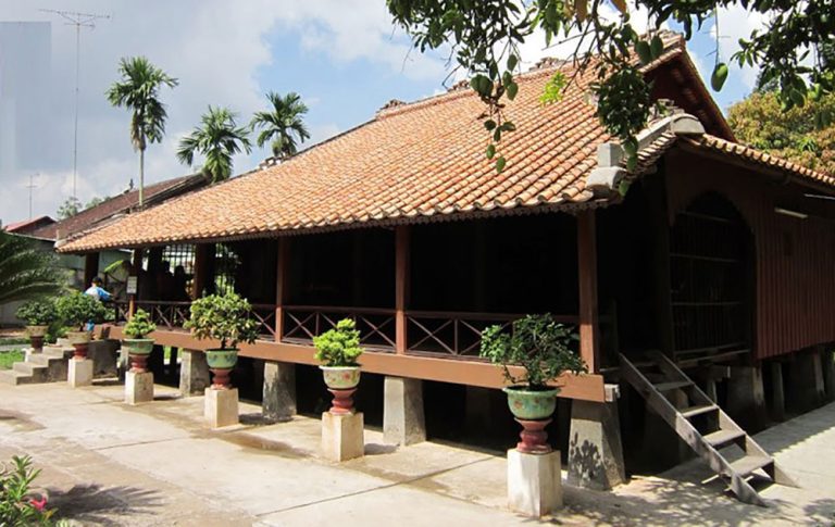 Nhà sàn Cù lao Ông Hổ – Nghỉ dưỡng mộc mạc giữa làng quê bên sông Hậu