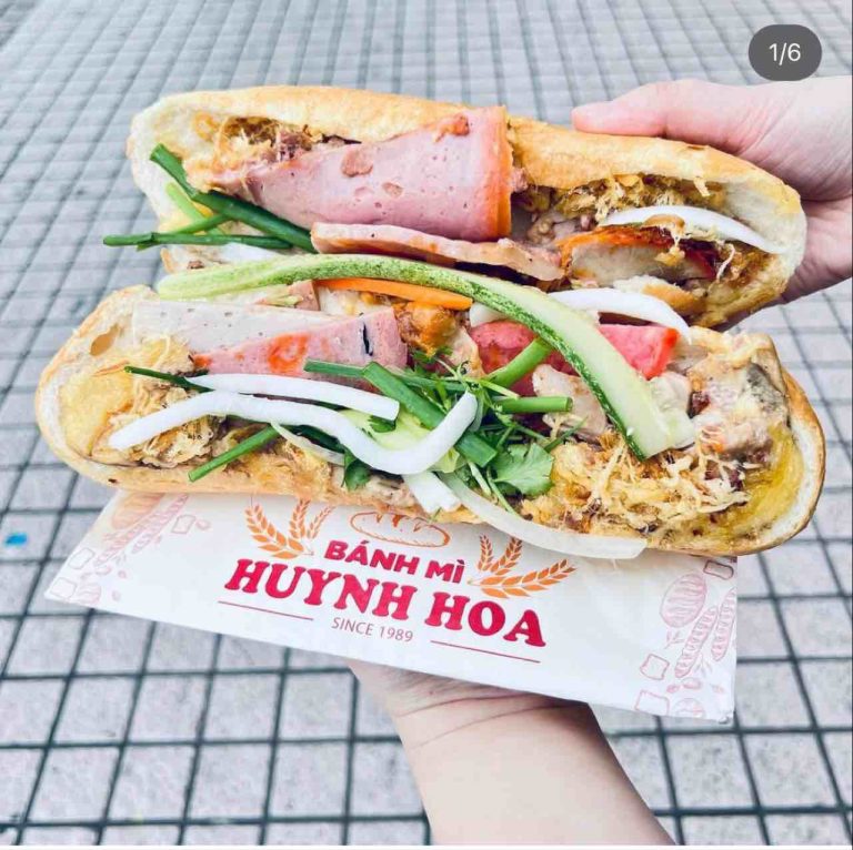 BÁNH MÌ HUYNH HOA “ĐẮT NHẤT” SÀI GÒN CÓ GÌ NGON?