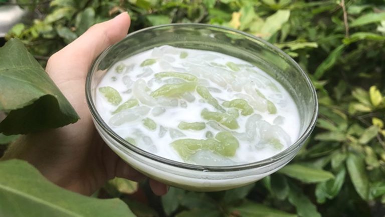 Bánh lọt trái dừa – món giải khát thanh mát của miền sông nước