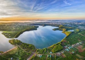 Biển Hồ Pleiku: Viên Ngọc Xanh Giữa Cao Nguyên Gia Lai 19