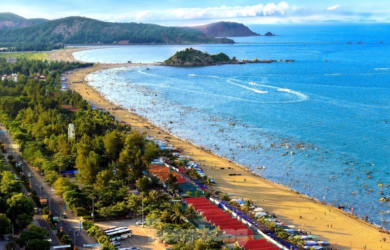  Biển Xuân Hải – Đảo Én – Đồi cát Kỳ Xuân (phiêu lưu & khám phá)