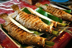 Cá trầm hương nướng nổi tiếng ở thác Bản Giốc