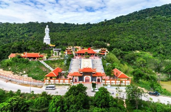 Thiền viện Trúc Lâm Hộ Quốc – Linh tự uy nghi giữa biển trời 8