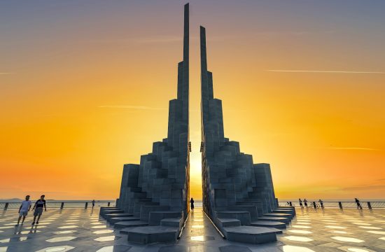 Tháp Nghinh Phong – Biểu tượng văn hóa – kiến trúc độc đáo  11