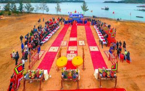 Lễ hội đình Đầm Hà 1