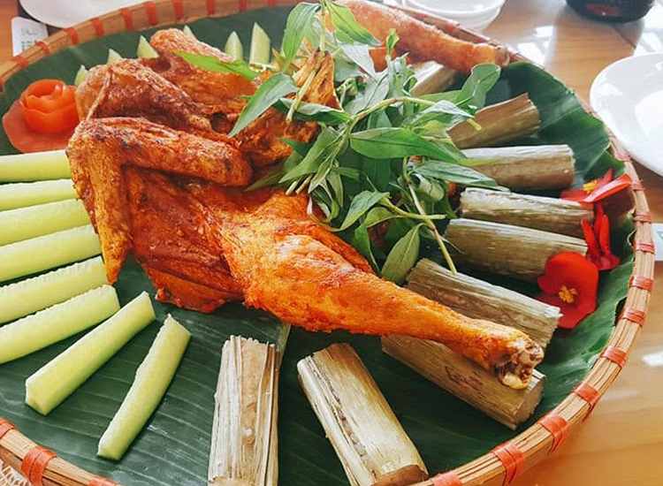 Gà nướng, cơm lam – đặc sản dân dã của núi rừng Tây Nguyên