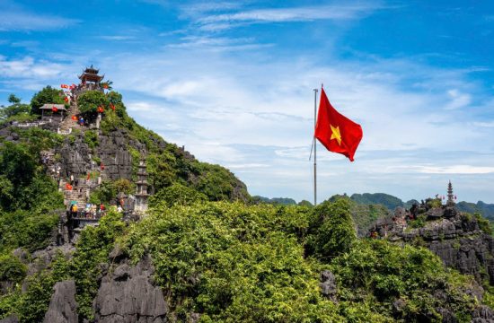 Hang Múa – “Nóc nhà Tam Cốc” chinh phục mọi ánh nhìn 7