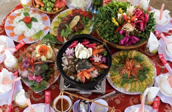 Lẩu Mắm U Minh: Đặc Sản Miền Tây Hương Vị Đậm Đà 39