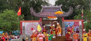 Lễ hội Đền Hát Môn - Tưởng nhớ công lao Hai Bà Trưng năm nào 41