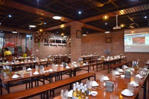 Nhà hàng Nam Sơn