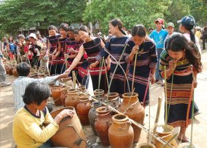 Rượu cần S’tiêng – Linh hồn văn hóa gắn kết cộng đồng 17