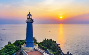 Biển Bãi Môn - Bãi biển đón ánh mặt trời đầu tiên ở Việt Nam 3