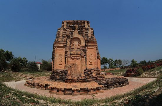 Tháp Chóp Mạt Tây Ninh dấu ấn nền văn hóa Óc Eo cổ đại 11