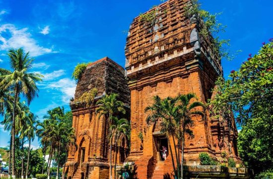 Tháp Đôi: Dấu ấn Chăm Pa cổ kính của Gia Lai  5