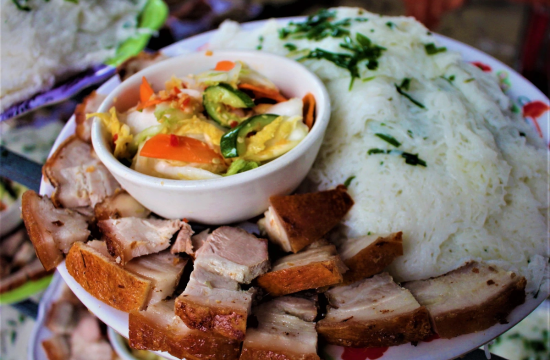 Bánh hỏi lòng heo Bình Định: Hương vị sáng sớm trên đất võ 24