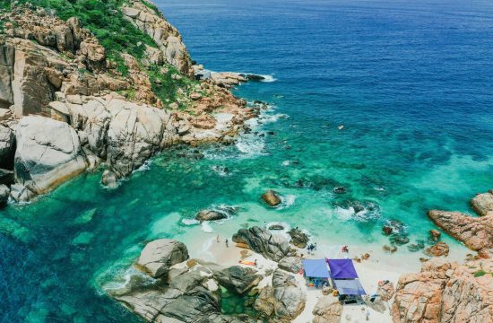 Đến Khánh Hoà, đừng quên ghé Vịnh Vĩnh Hy đẹp say đắm lòng người 19