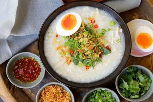 Cháo ngán – Hương vị biển cả độc đáo của Bãi Cháy 30