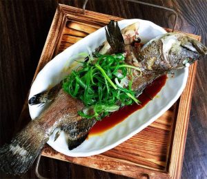 Cá song hấp xì dầu – Thanh ngọt và tinh tế từ biển Bãi Cháy 26