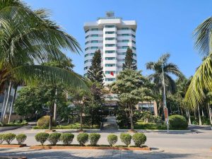 Nhà hàng Bay View Hạ Long – Nơi tầm nhìn vịnh Hạ Long hòa quyện cùng ẩm thực Á-Âu