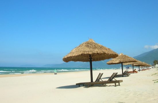 Khám phá Bãi Biển Bãi Cháy – Quảng Ninh 5