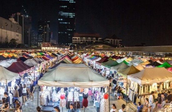 Chợ đêm Bãi Cháy – Thiên đường mua sắm và ẩm thực về đêm tại Hạ Long 8